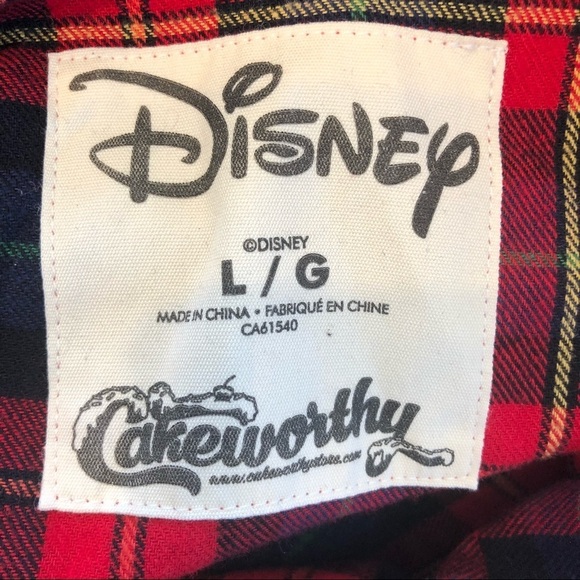 NWT, Disney, Snow White, “Fairest of Them All”Flannel, Size Large - Picture 9 of 10